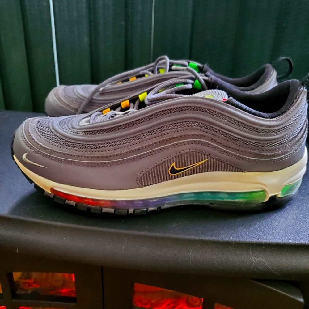 Men Nike Air Max shoes
